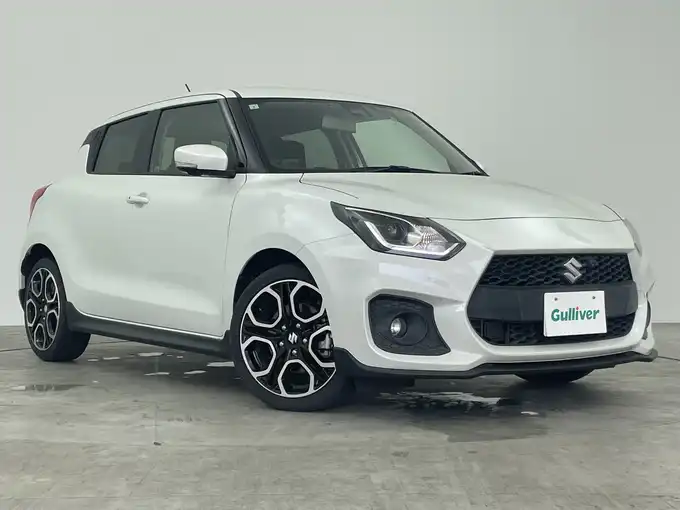 新着情報“スイフトスポーツベースグレード セーフティパッケージ装着車”2019年式ピュアホワイトP入荷しました！