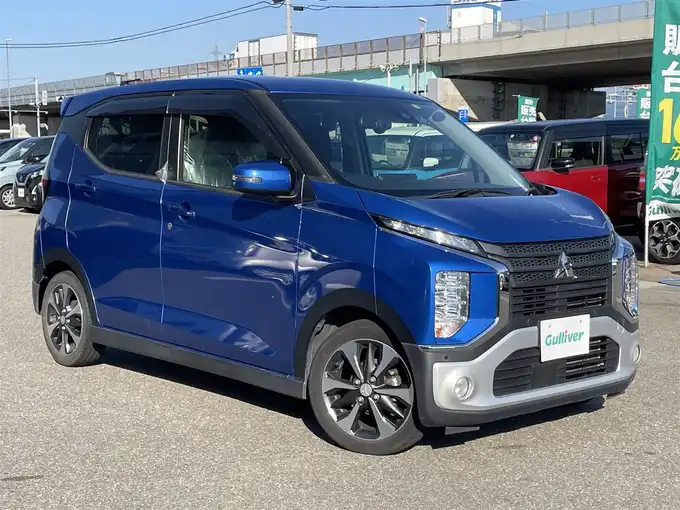 新着情報“ｅＫクロスG”2020年式ライトニングブルーマイカ入荷しました！