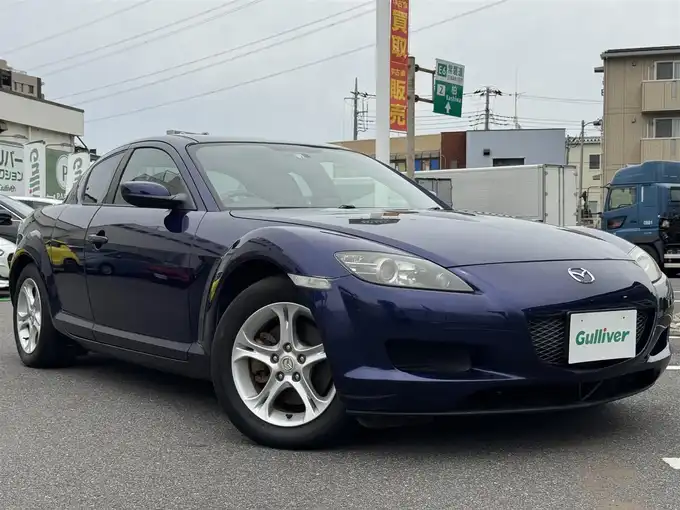 新着情報“ＲＸ－８ベースグレード”2006年式ストラトブルーマイカ入荷しました！