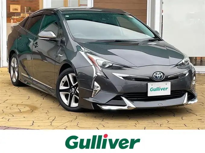 新着情報“プリウスAプレミアム ツーリングセレクション”2018年式グレーメタリック入荷しました！