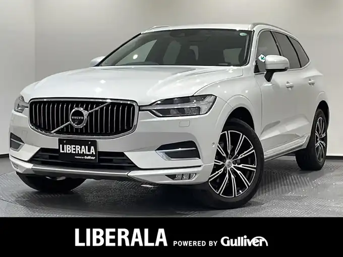 新着情報“ＸＣ６０D4 AWD インスクリプション”2018年式クリスタルホワイトP入荷しました！