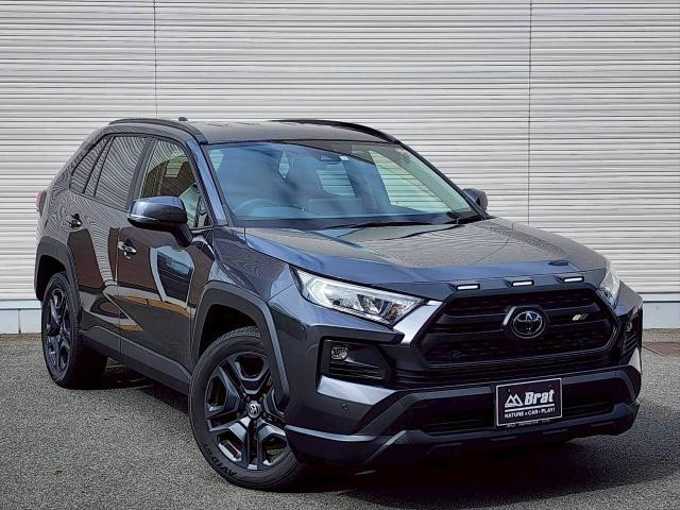 新着情報“ＲＡＶ４アドベンチャー”2023年式グレーメタリック入荷しました！