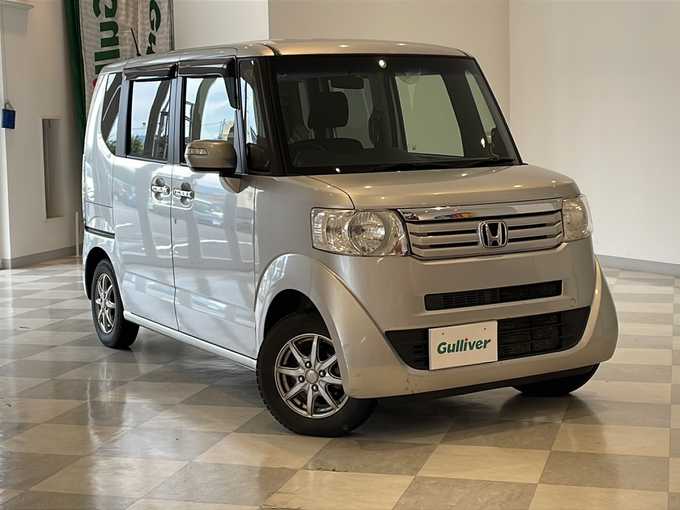 新着情報“Ｎ－ＢＯＸG・Lパッケージ”2013年式アラバスターシルバーメタリック入荷しました！