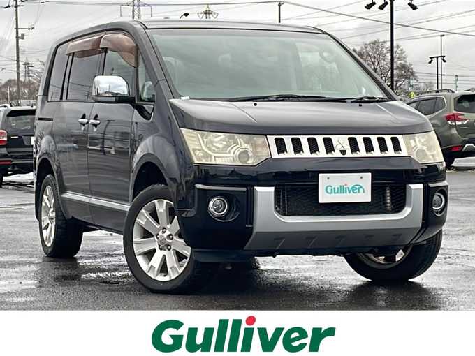 新着情報“デリカＤ：５シャモニー”2008年式ディープブラックマイカ入荷しました！