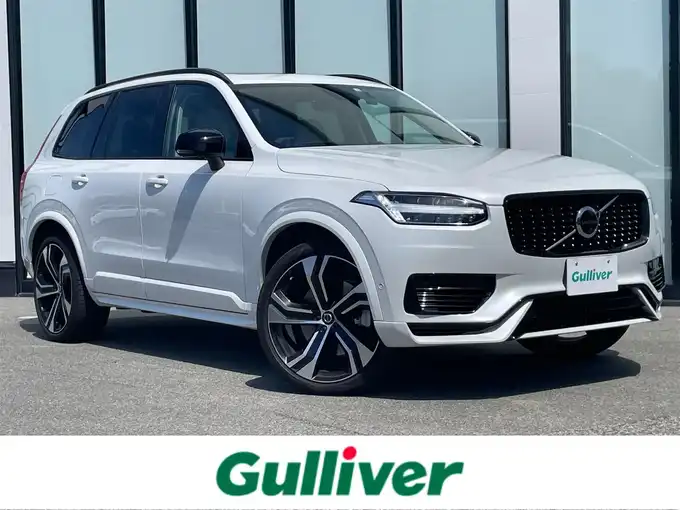 新着情報“ＸＣ９０リチャージ アルティメット T8 AWD プラグインハイブリッド”2022年式クリスタルホワイトP/ブラック入荷しました！