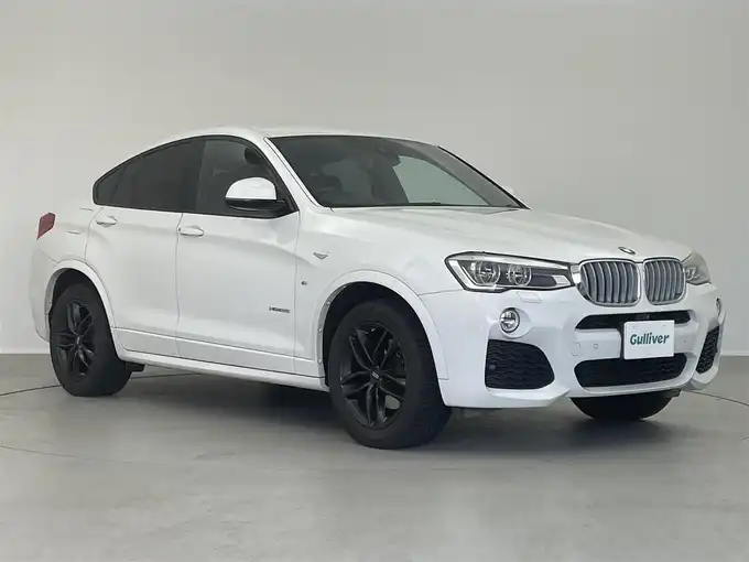 新着情報“Ｘ４xDrive 35i Mスポーツ”2016年式白入荷しました！