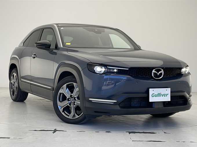 新着情報“ＭＸ－３０ベースグレード”2020年式ポリメタルグレーメタリック3トーン入荷しました！