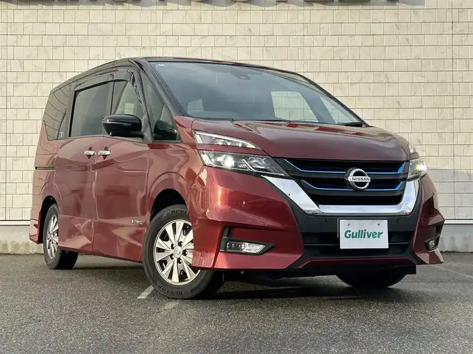 新着情報“セレナe－パワー ハイウェイスターV”2018年式マルーンレッド 2トーン入荷しました！