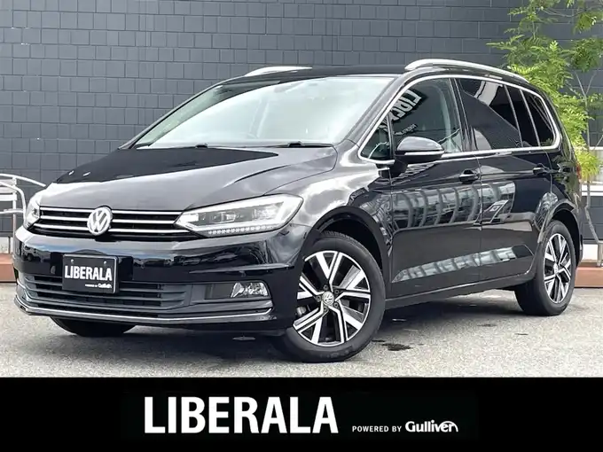 新着情報“ゴルフトゥーランTDI ハイライン”2021年式黒入荷しました！
