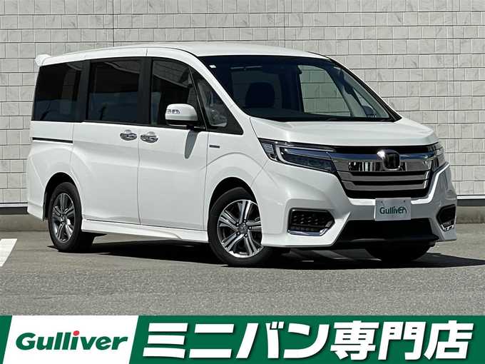 新着情報“ステップワゴンスパーダ ハイブリッド G ホンダセンシング”2018年式プラチナホワイトパール入荷しました！