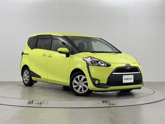 新着情報“シエンタX”2016年式エアーイエロー入荷しました！