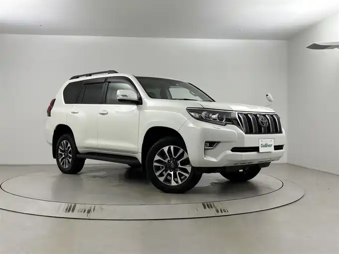 新着情報“ランドクルーザープラドTX Lパッケージ”2023年式ホワイトパールクリスタルシャイン入荷しました！
