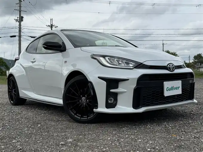 新着情報“ＧＲヤリスRS”2021年式プラチナホワイトパールマイカ入荷しました！