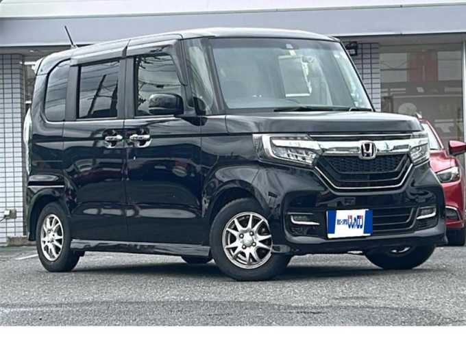 新着情報“Ｎ－ＢＯＸカスタムG・Lホンダセンシング”2018年式クリスタルブラックパール入荷しました！