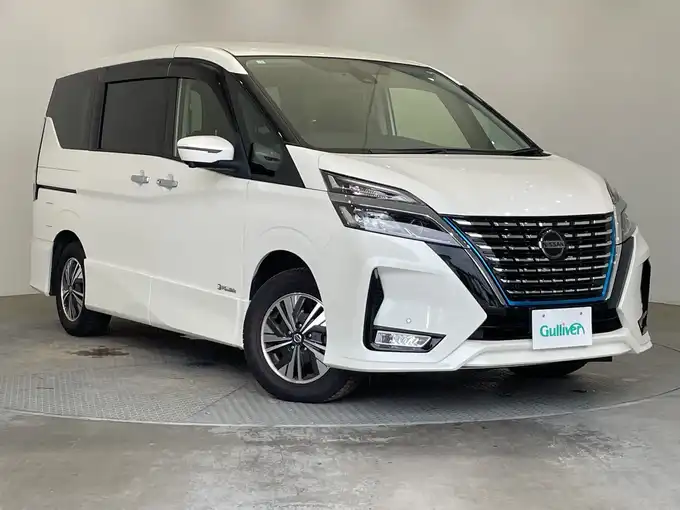 新着情報“セレナe－パワー ハイウェイスターV”2020年式ブリリアントホワイトパール入荷しました！