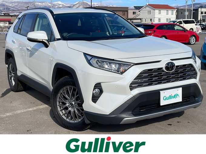 新着情報“ＲＡＶ４G”2019年式ホワイトパールクリスタルシャイン入荷しました！