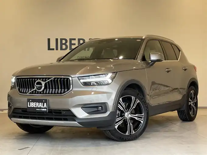 新着情報“ＸＣ４０B4 AWD インスクリプション”2021年式ぺブルグレー入荷しました！
