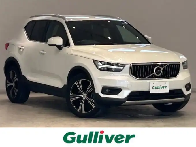 新着情報“ＸＣ４０T4 AWD インスクリプション”2019年式クリスタルホワイトP入荷しました！