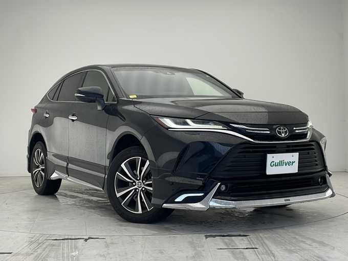 新着情報“ハリアーG”2022年式プレシャスブラックパール入荷しました！