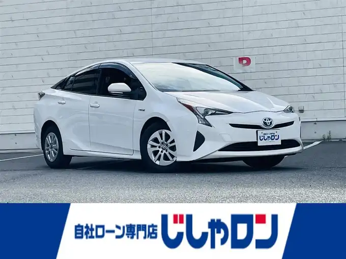 新着情報“プリウスS”2016年式スーパーホワイトⅡ入荷しました！