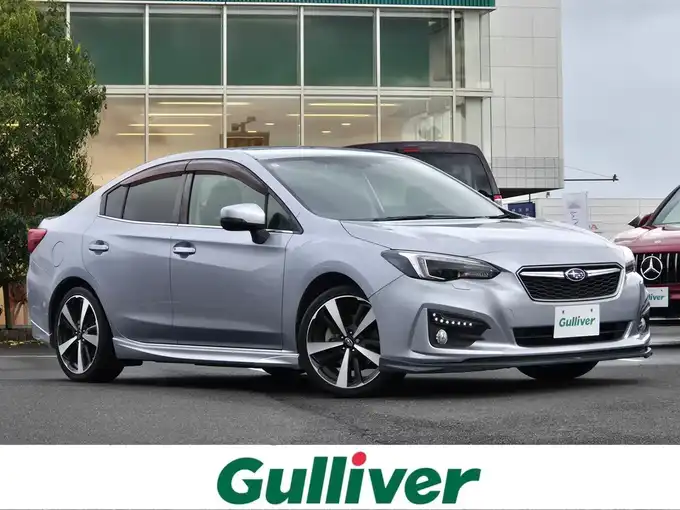 新着情報“インプレッサＧ４2．0i－S アイサイト”2017年式アイスシルバーメタリック入荷しました！