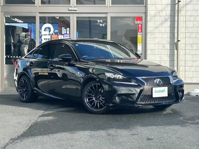 新着情報“ＩＳIS300h Fスポーツ”2013年式スターライトブラックガラスフレーク入荷しました！