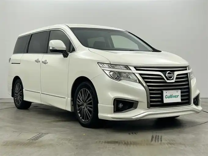 新着情報“エルグランド250ハイウェイスターS アーバンクロム”2016年式ブリリアントホワイトパール入荷しました！