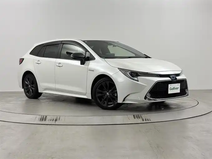 新着情報“カローラツーリングハイブリッド ダブルバイビー”2020年式ホワイトパールクリスタルシャイン入荷しました！