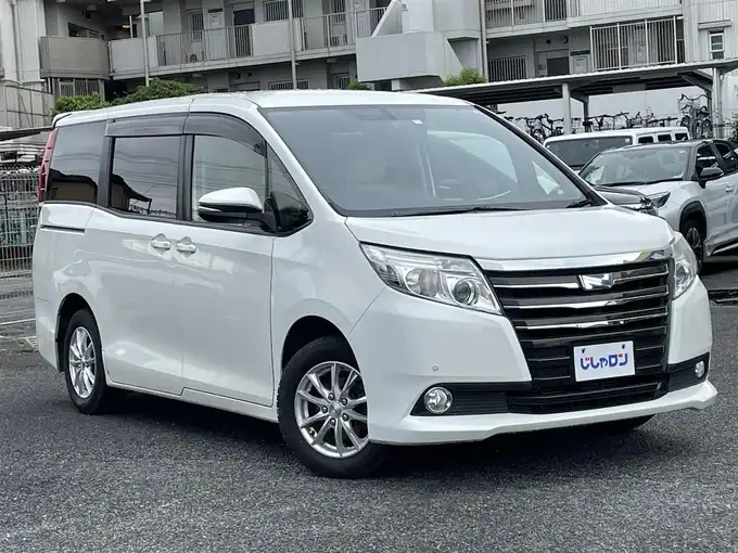 新着情報“ノアG”2014年式ホワイトパールクリスタルシャイン入荷しました！