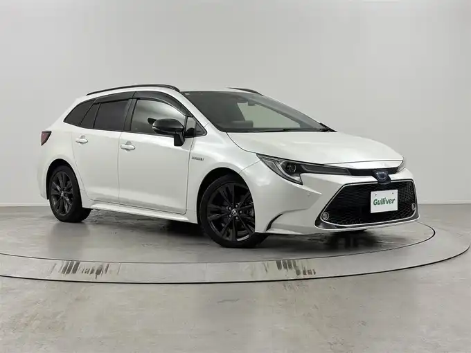 新着情報“カローラツーリングハイブリッド ダブルバイビー”2020年式ホワイトパールクリスタルシャイン入荷しました！