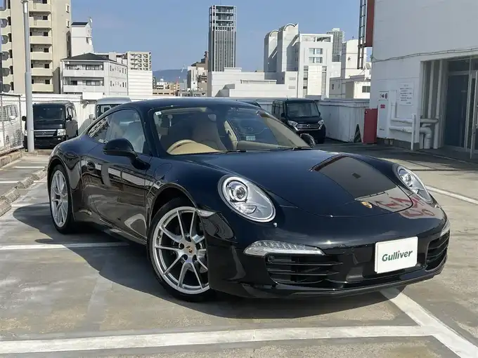 新着情報“９１１911カレラブラックエディション”2015年式ジェットブラック入荷しました！
