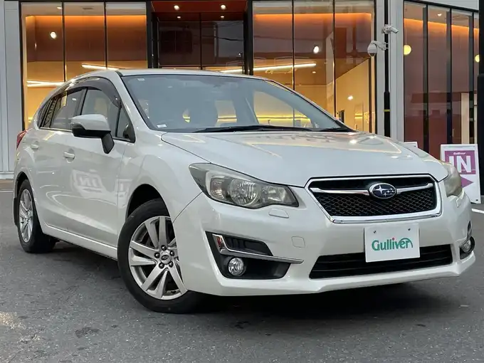 新着情報“インプレッサスポーツ2．0iアイサイト プラウドエディション”2015年式クリスタルホワイトP入荷しました！