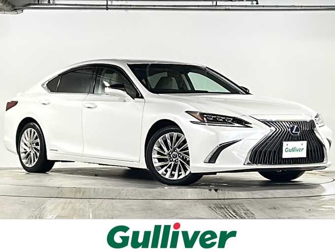 新着情報“ＥＳES300h バージョンL”2020年式ソニッククォーツ入荷しました！