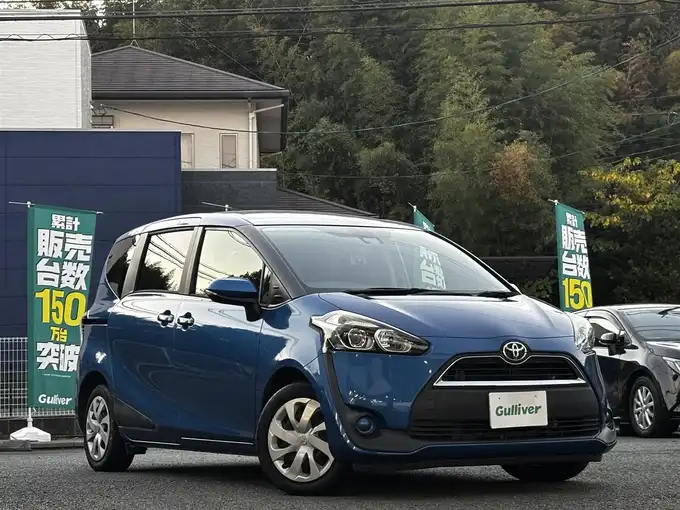 新着情報“シエンタX”2017年式コバルトブルーメタリック入荷しました！