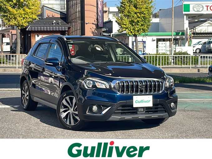 新着情報“ＳＸ４ Ｓクロスベースグレード”2020年式スフィアブルーパール入荷しました！