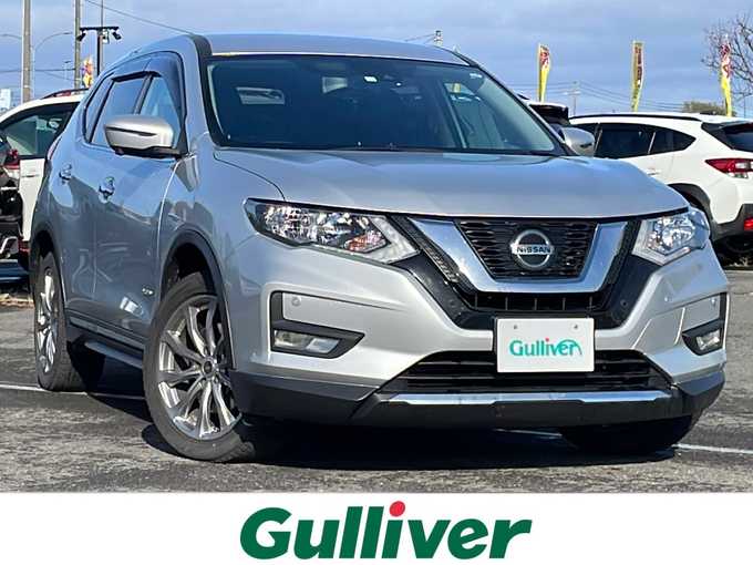 新着情報“エクストレイル20S ハイブリッド”2020年式ブリリアントシルバー入荷しました！