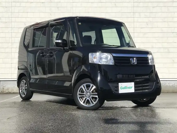 新着情報“Ｎ－ＢＯＸカスタム2トーンカラースタイル G特別仕様車ターボSSパッケージ”2014年式スマートブラック入荷しました！