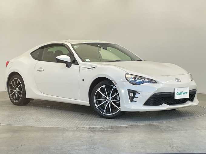 新着情報“８６GT”2019年式クリスタルホワイトパール入荷しました！