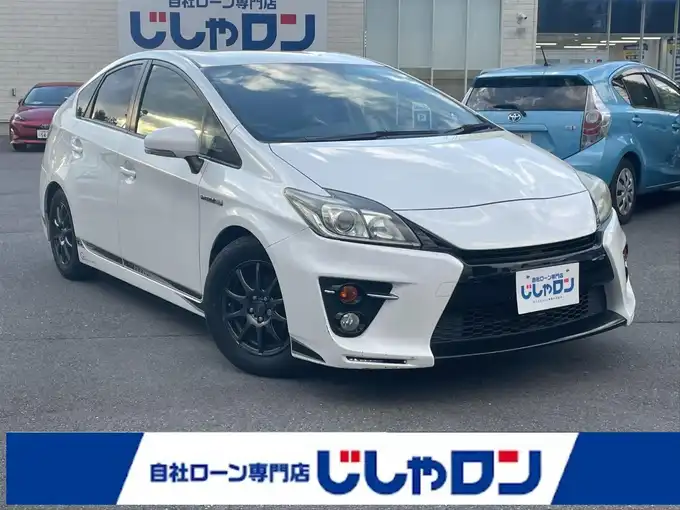 新着情報“プリウスSツーリングセレクション・G’s”2012年式ホワイトパールクリスタルシャイン入荷しました！