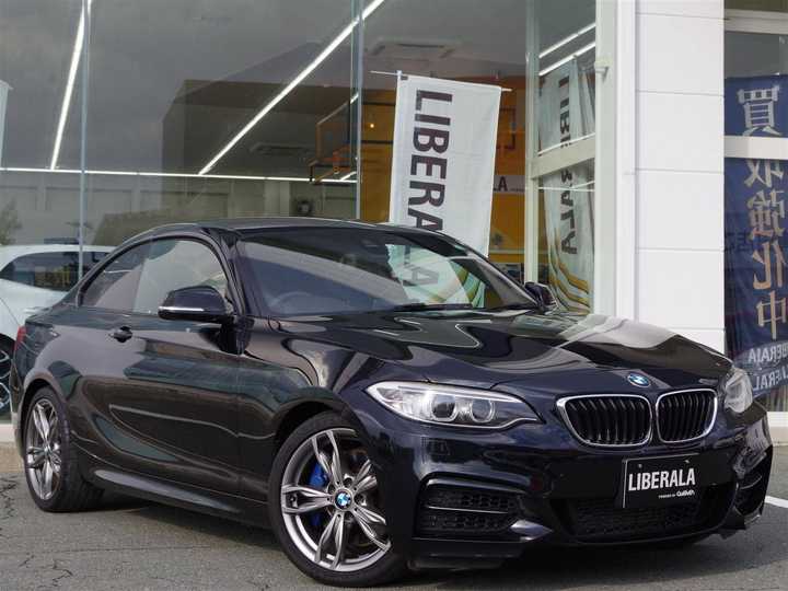 ｂｍｗ ２シリーズ ｍ２３５ｉクーペ 外車 輸入中古車を探すならliberala リベラーラ