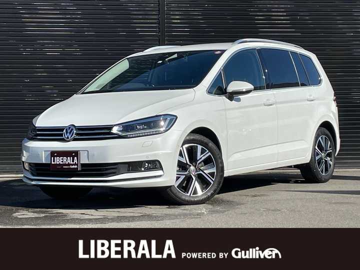 フォルクスワーゲン ゴルフトゥーラン Tdi プレミアム 外車 輸入中古車を探すならliberala リベラーラ