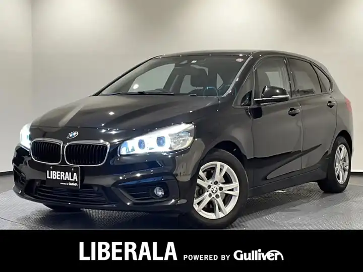 ＢＭＷ ２シリーズ 218iアクティブツアラー ラグジュアリー | 外車・輸入中古車を探すならLIBERALA（リベラーラ）