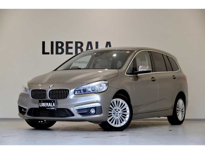 ｂｍｗ ２シリーズ 218dグランツアラー 外車 輸入中古車を探すならliberala リベラーラ