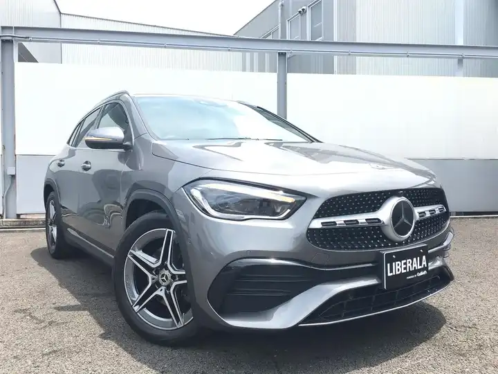 メルセデス ベンツ ｇｌａクラス Gla0d 4マチック 外車 輸入中古車を探すならliberala リベラーラ