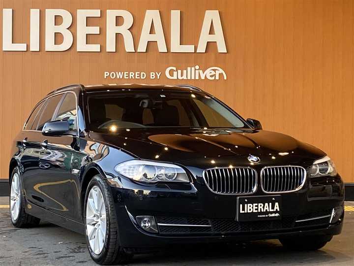 ｂｍｗ ５シリーズ ５２３ｄツーリング ｍスポーツ 外車 輸入中古車を探すならliberala リベラーラ