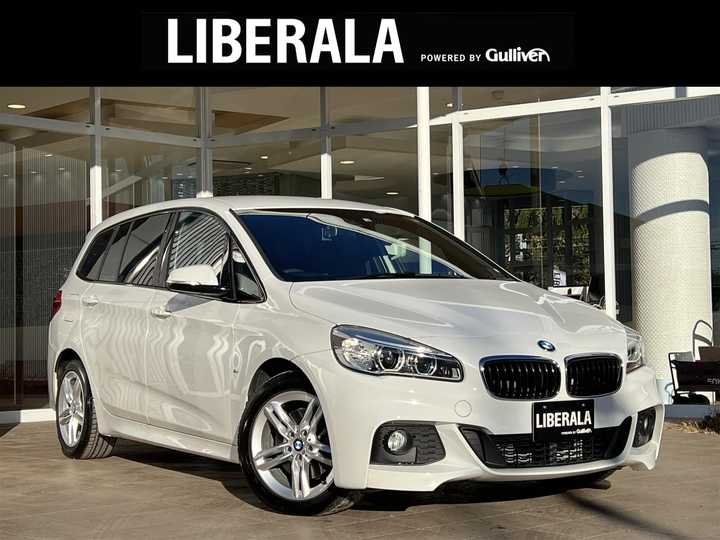 ｂｍｗ ２シリーズ ２１８ｄグランツアラー ｍスポーツ 外車 輸入中古車を探すならliberala リベラーラ