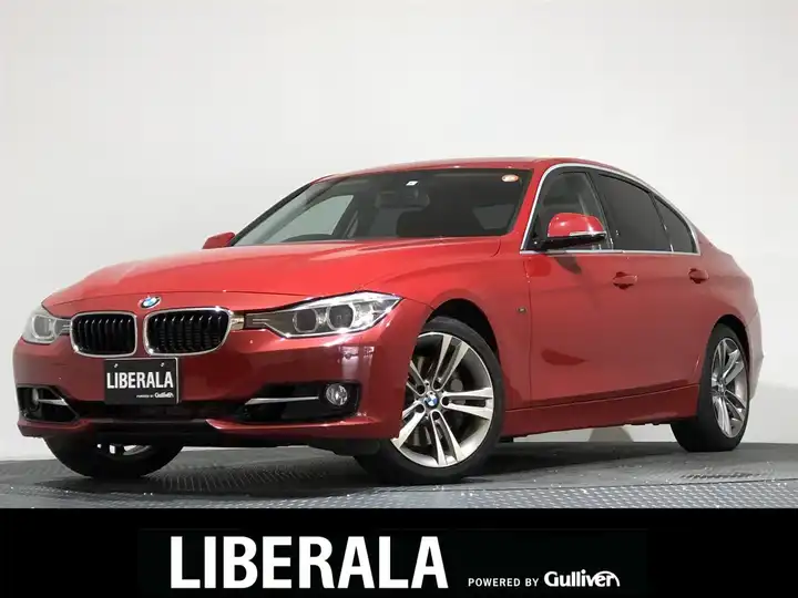 ｂｍｗ ３シリーズ アクティブハイブリッド3 スポーツ 外車 輸入中古車を探すならliberala リベラーラ