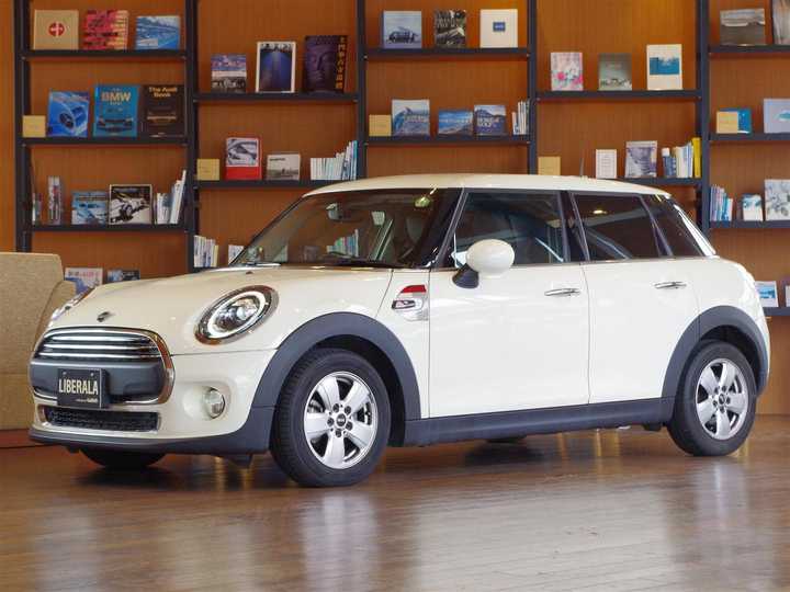 ｂｍｗ ｍｉｎｉ ワン 外車 輸入中古車を探すならliberala リベラーラ