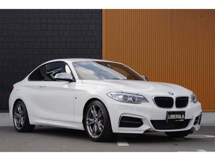 ｂｍｗ ２シリーズ ｍ２３５ｉクーペ 外車 輸入中古車を探すならliberala リベラーラ