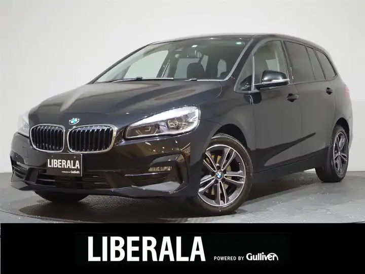 ｂｍｗ ２シリーズ ２１８ｄグランツアラー スポーツ 外車 輸入中古車を探すならliberala リベラーラ